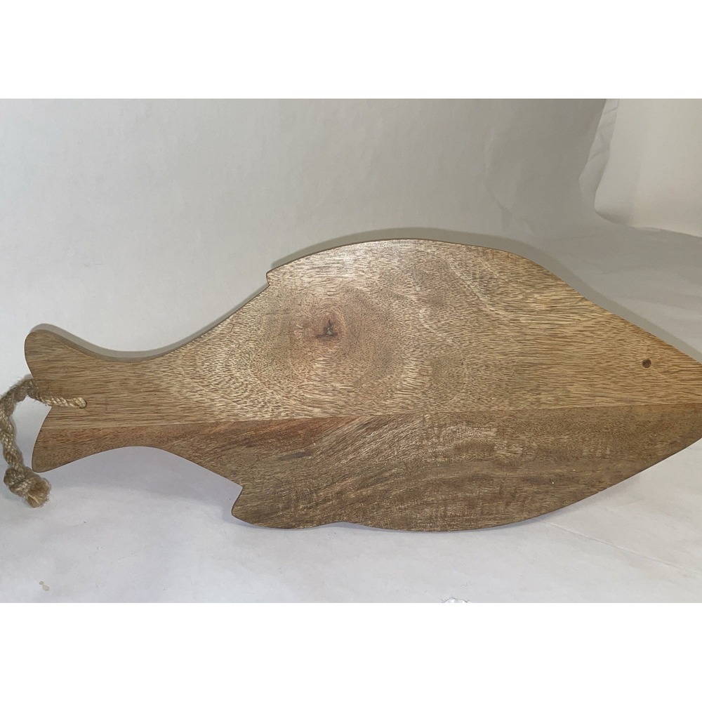 Collectible Hallmark Wooden Fish Cutting Board Debbie MACombers Cedar Cove